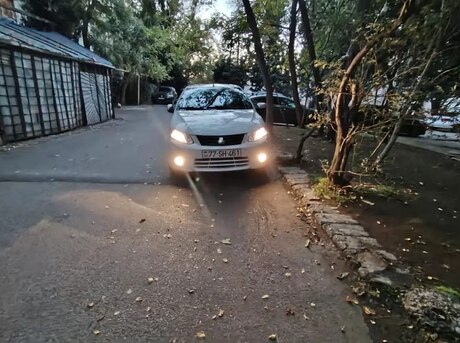 Saipa Saina