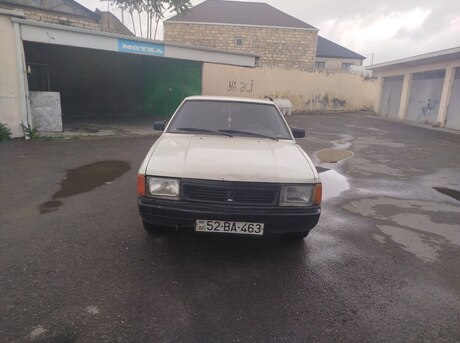 Moskvich 2141 1992