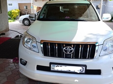 Toyota Land Cruiser Prado 2013