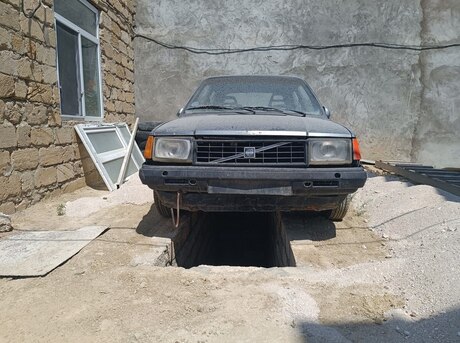 Volvo  1977