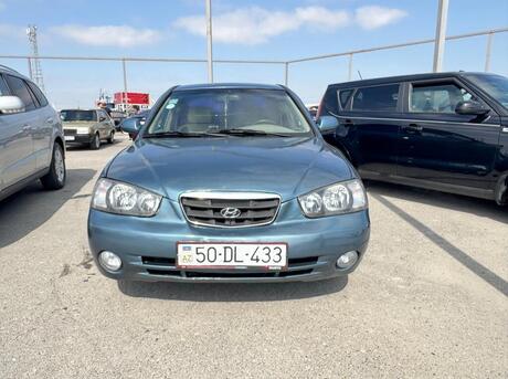 Hyundai Elantra 2001