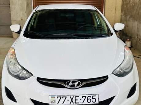 Hyundai Elantra 2012