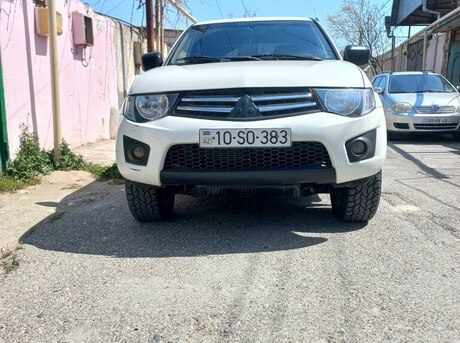 Mitsubishi L200