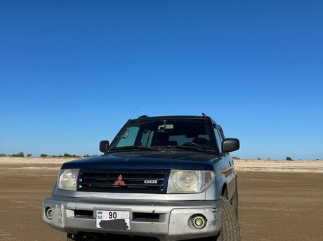 Mitsubishi Pajero io 1998