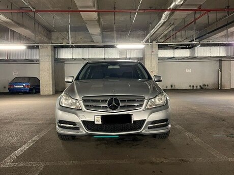 Mercedes C 180 2011