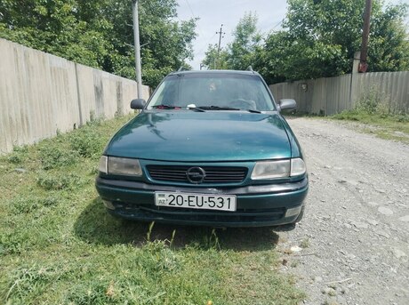 Opel Astra 1996