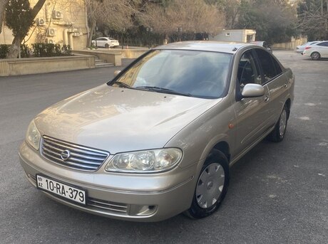Nissan Sunny 2005