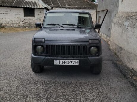 LADA (VAZ) Niva 2015