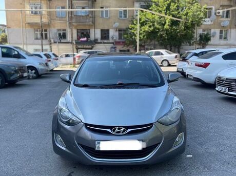 Hyundai Elantra 2011