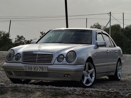 Mercedes E 280 1999
