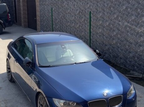 BMW 320 2008