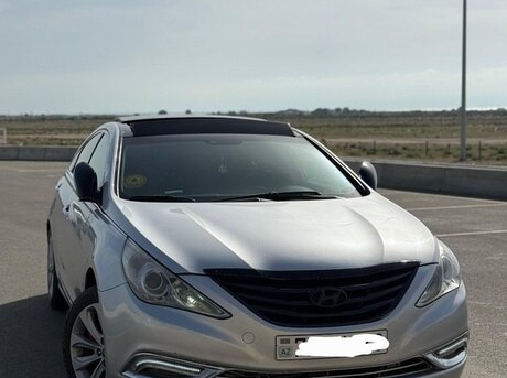 Hyundai Sonata 2011