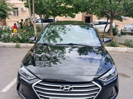 Hyundai Elantra 2017
