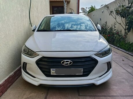 Hyundai Avante 2016