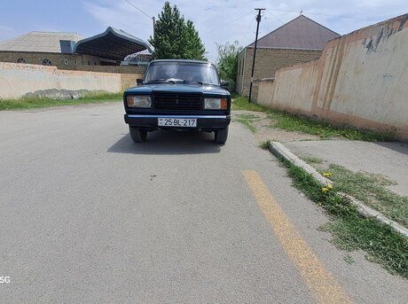 LADA (VAZ) 2107 2000