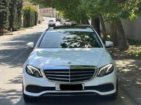 Mercedes E 220 d 2016
