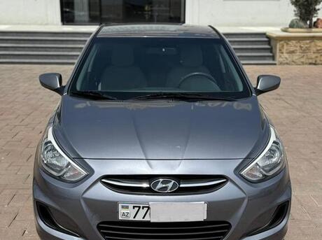 Hyundai Accent 2015