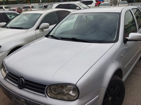 Volkswagen Golf 2001