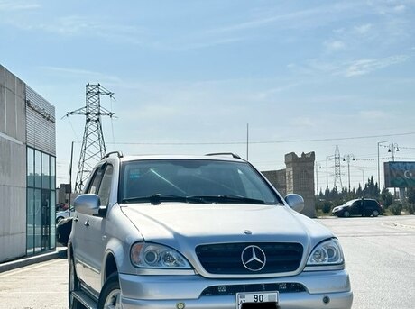 Mercedes ML 320 4MATIC 2000