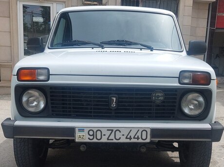 LADA (VAZ) Niva 2013