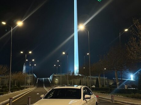 Mercedes E 300 2019