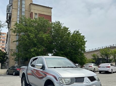 Mitsubishi L200 2008