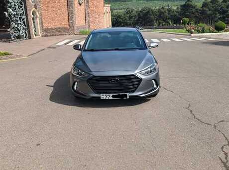 Hyundai Elantra 2017