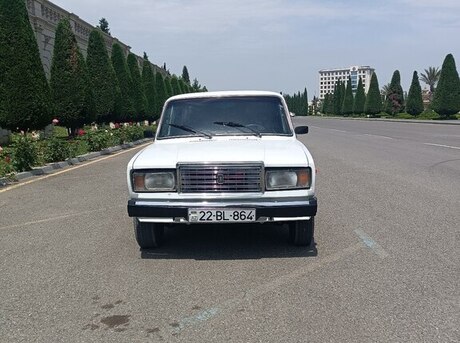 LADA (VAZ) 2107 2000