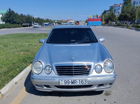 Mercedes E 240 2000