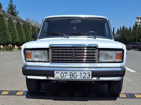 LADA (VAZ) 2107