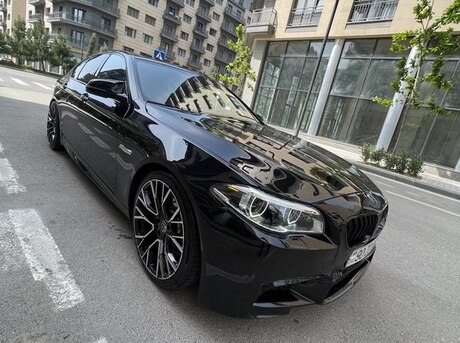 BMW 528