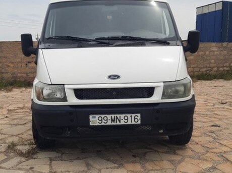 Ford Transit 2000