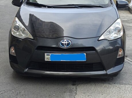 Toyota Prius C 2014