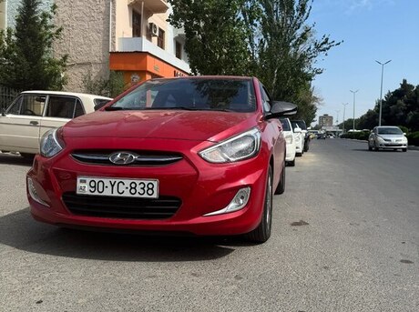 Hyundai Accent 2015