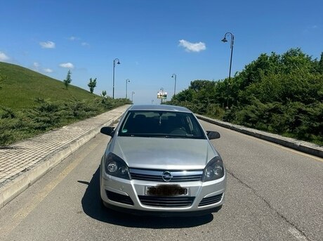 Opel Astra 2005