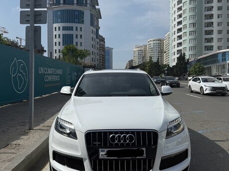 Audi Q7 2011