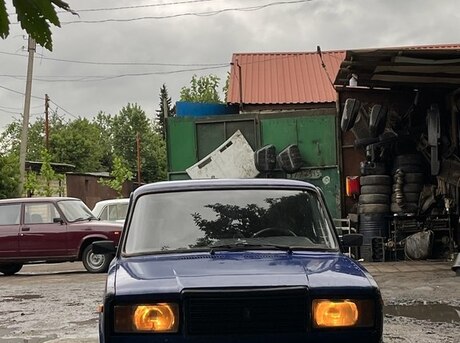 LADA (VAZ) 2107 1982