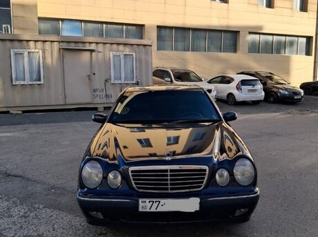 Mercedes E 240 2000