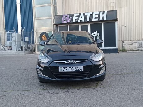 Hyundai Accent 2012