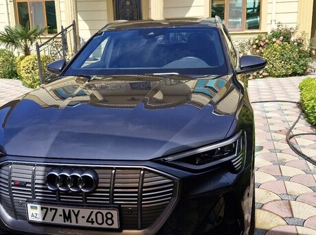 Audi  2022