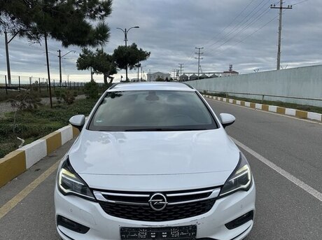 Opel Astra 2016