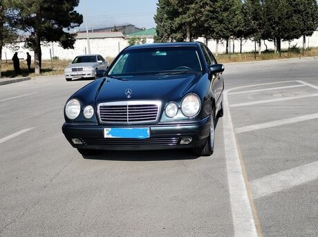 Mercedes E 220 d 1999