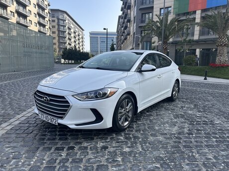 Hyundai Elantra 2017