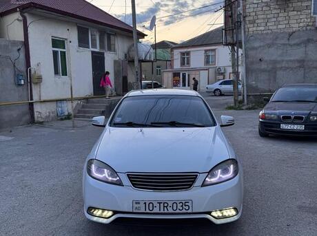 Daewoo Gentra 2014