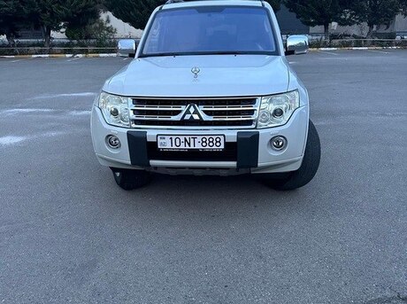 Mitsubishi Pajero 2011