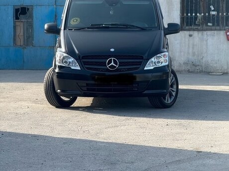 Mercedes Vito 115 2010