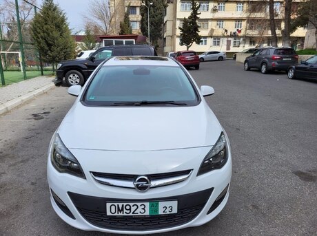 Opel Astra 2014