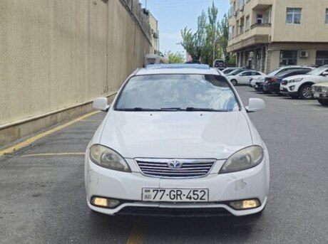Daewoo Gentra 2014