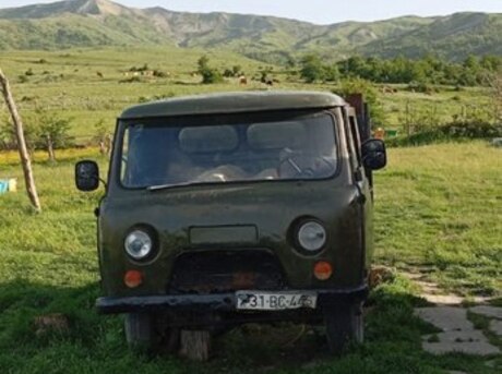 UAZ 3303 1989
