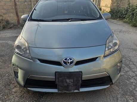 Toyota Prius 2012